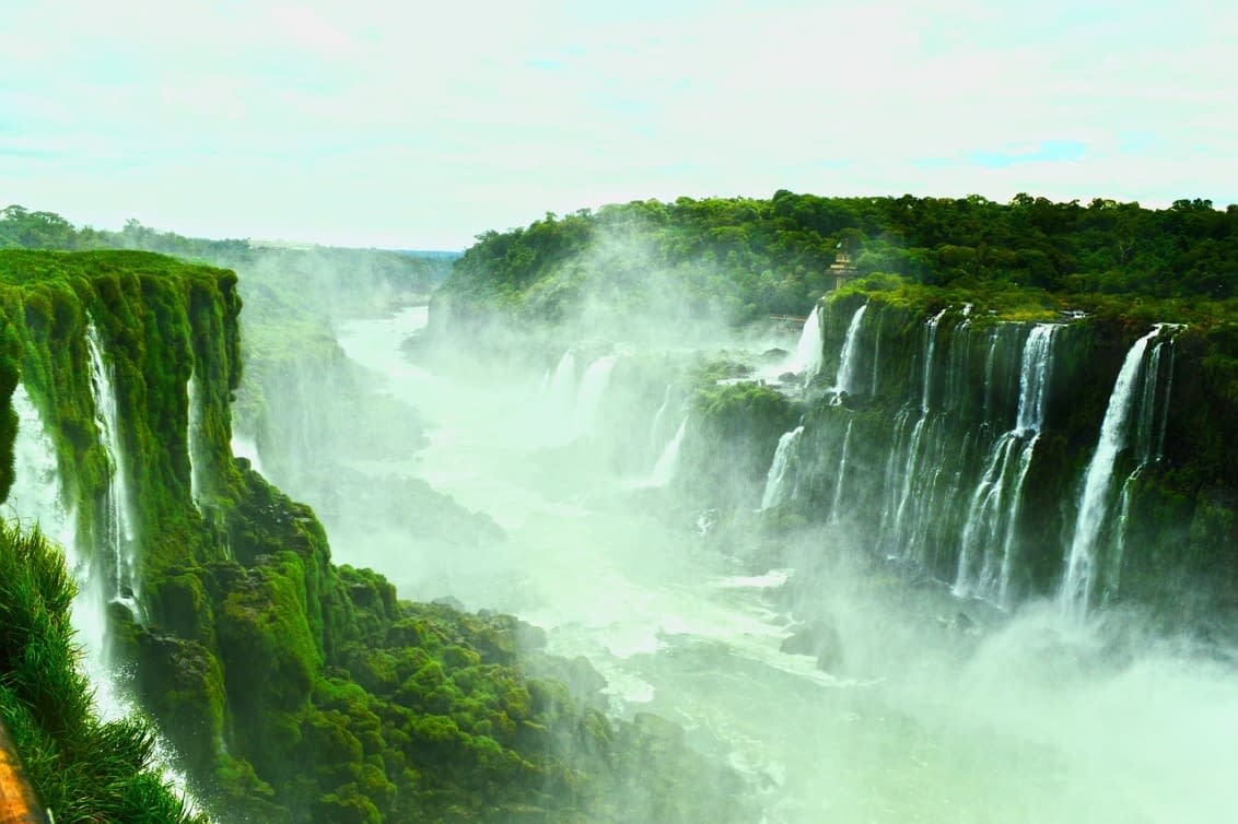 Wann ist die beste Reisezeit zu den Iguazu Wasserfällen ? 1